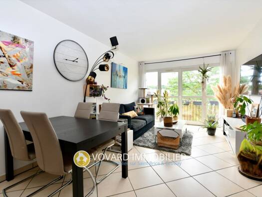 Appartement à vendre 179 000 € 3 pièces 2 chambres 62 m² Étage 4/4 Nord Ecouen 95440