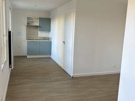 Appartement à louer - Première occupation 655 € 1 pièce 29,9 m² RDC/3 Courtarelle-Cantagril-Muriers Castelnau-le-Lez 34170