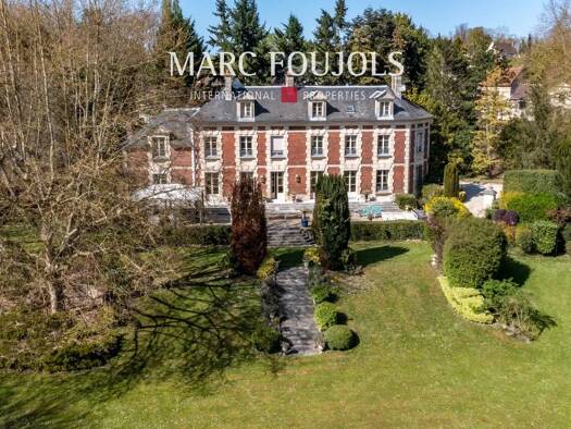 Maison à vendre 5 000 000 € 9 pièces 400 m² 23 000 m² de terrain Centre-Gare Chantilly 60500