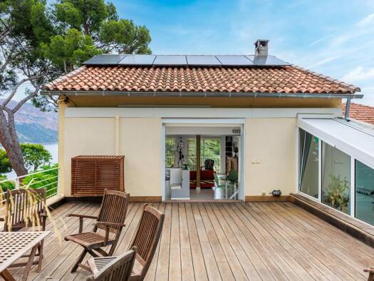 Maison en viager 637 422 € 4 pièces 2 chambres 125 m² Petite Couronne Cassis 13260