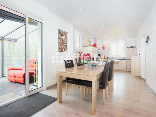 Maison de ville à vendre 281 000 € 6 pièces 4 chambres 149 m² 1 400 m² de terrain Amanlis 35150