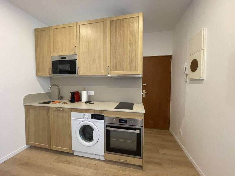 Maison à louer, 13m², PARIS 14E