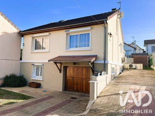 Maison à vendre 345 000 € 4 pièces 2 chambres 315 m² de terrain Le Perray Sainte-Geneviève-des-Bois 91700