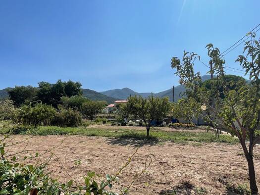 Terrain constructible à vendre 349 000 € 1 142 m² de terrain Sorède 66690