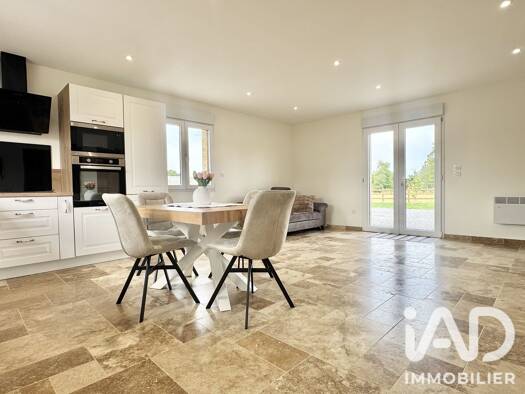 Maison de plain-pied à vendre 137 000 € 2 pièces 1 chambre 52 m² 1 265 m² de terrain Rocroi 08230