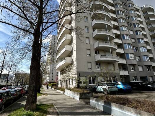 Appartement à louer 595 € 1 pièce 21,5 m² 8ème étage Esplanade Nord Est Strasbourg 67000