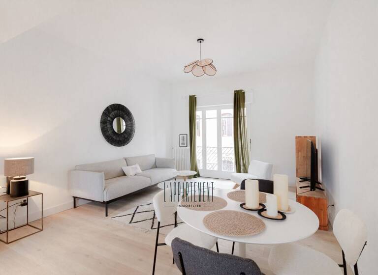 Appartement à louer 1 390 € 3 pièces 2<br/>chambres 65 m²<br/>superficie 1/3<br/>étage Toulouse 31400