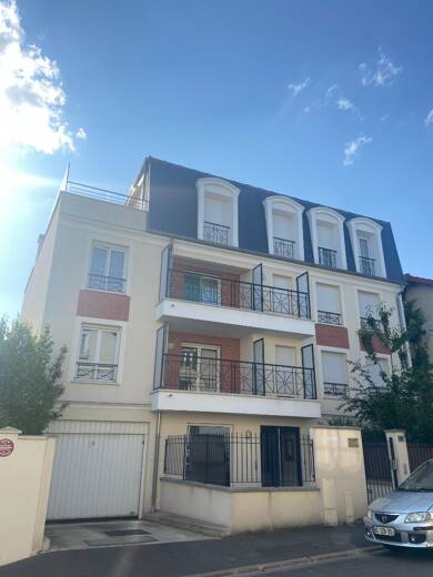 Appartement à louer 899 € 2 pièces 1 chambre 39 m² 1er étage Neuilly Plaisance 93360