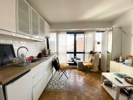 Appartement à vendre 220 000 € 1 pièce 18,5 m² Étage 6/10 Vaugirard-Parc des Expositions Paris 15ème arrondissement 75015