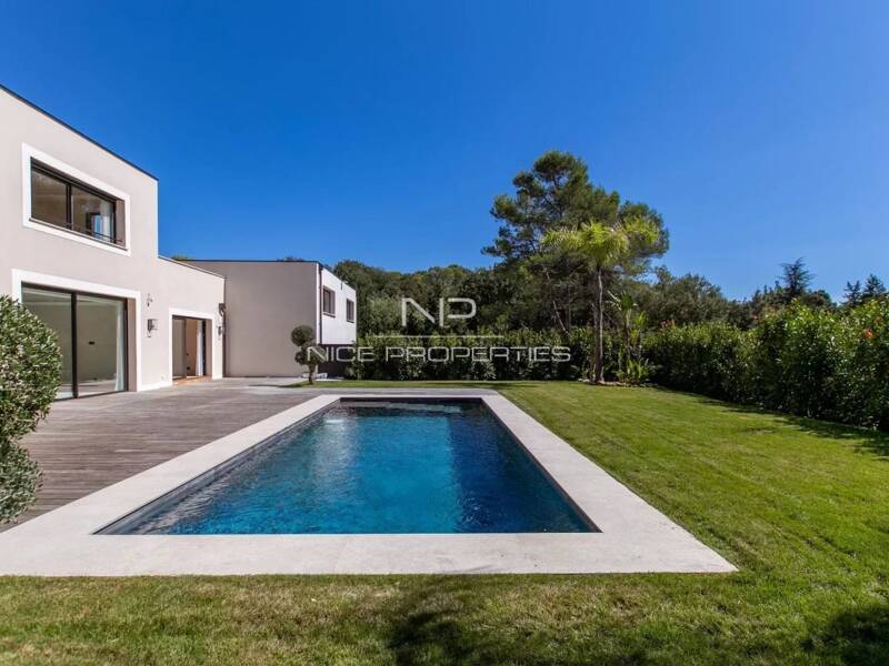 Maison à vendre, 280m², MOUANS SARTOUX