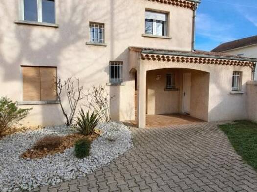 Maison à louer 1 100 € 4 pièces 3 chambres 122 m² Saint-Rambert-d'Albon 26140