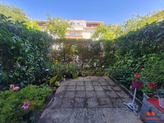 Appartement à vendre 127 000 € 2 pièces 1 chambre 41,32 m² RDC/4 Apollinaire Carrières-sous-Poissy 78955