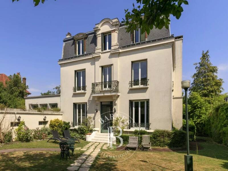 Maison à vendre, 370m², SURESNES
