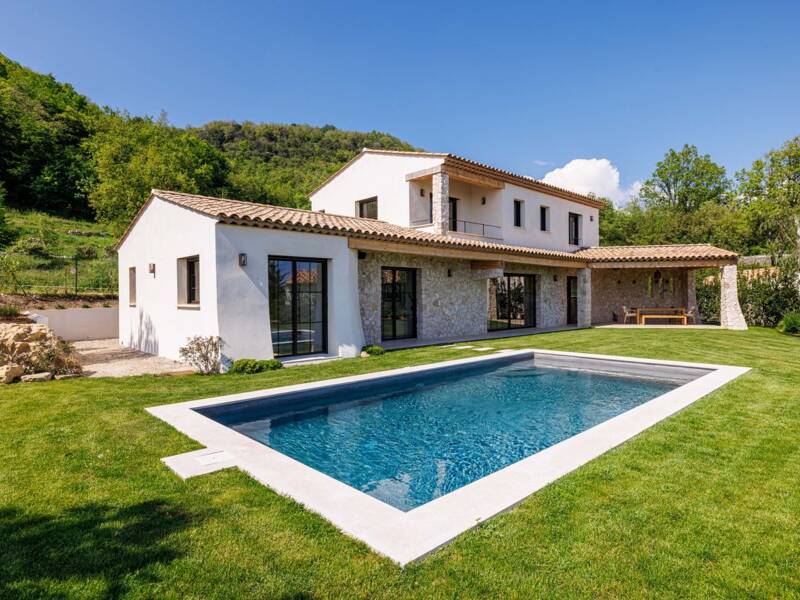 Maison à vendre, 184m², TOURRETTES SUR LOUP