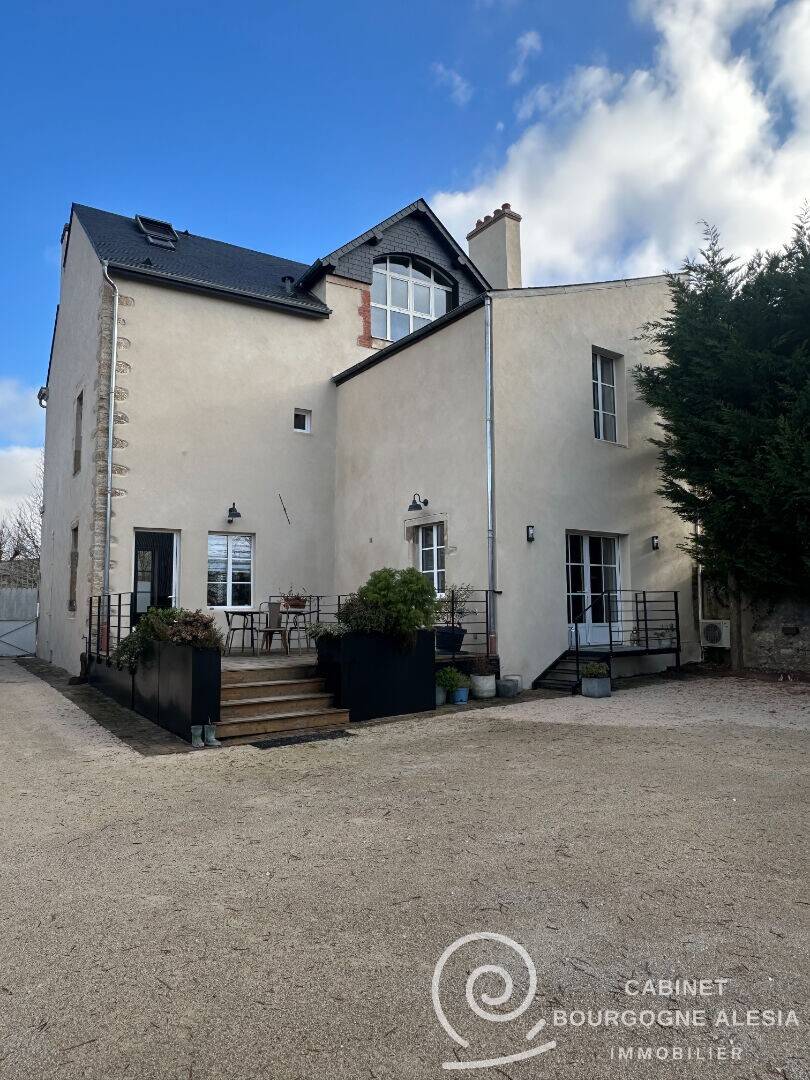 Maison à vendre, 220m², SEMUR EN AUXOIS