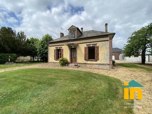 Maison à vendre 191 000 € 4 pièces 2 chambres 77 m² 2 826 m² de terrain Breteuil 27160