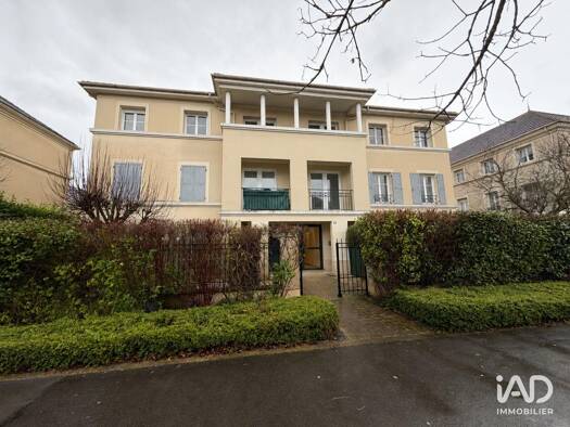 Appartement à vendre 220 000 € 2 pièces 1 chambre 44 m² 1er étage Magny-le-Hongre 77700