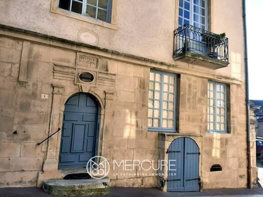 Maison de ville à vendre 495 000 € 7 pièces 4 chambres 280 m² Ancien Semur-en-Auxois 21140