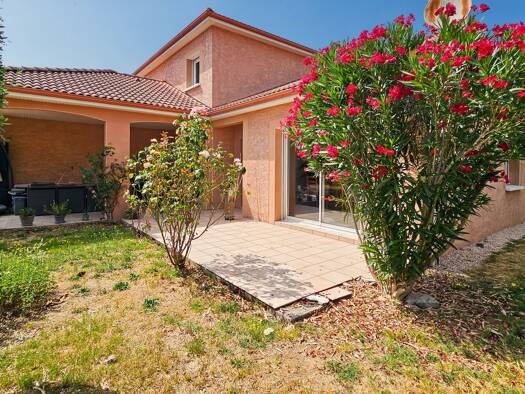 Maison à vendre 345 000 € 5 pièces 4 chambres 123 m² 705 m² de terrain Laloubère 65310