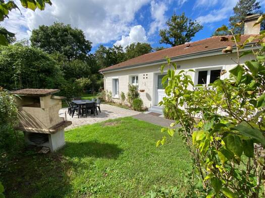 Maison de plain-pied à vendre 279 000 € 4 pièces 2 chambres 71,5 m² 1 078 m² de terrain Milly la Foret 91490