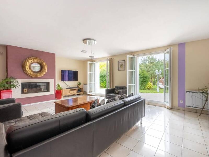 Maison à vendre, 199m², LES ESSARTS LE ROI