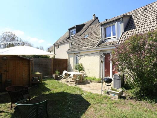 Maison à vendre 309 500 € 4 pièces 3 chambres 77 m² 256 m² de terrain Maubuisson-Bourseaux-Saint Prix Saint-Ouen-l'Aumône 95310