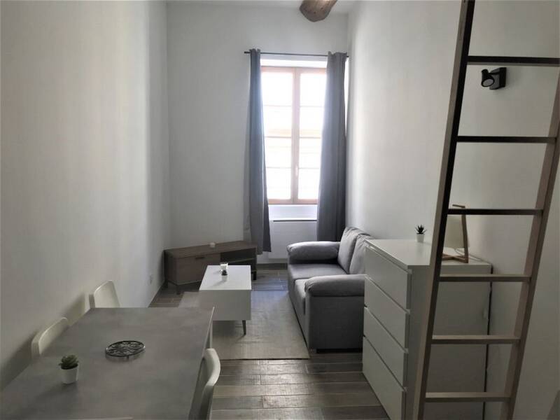 Maison à louer, 21m², NIMES