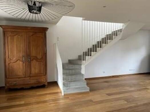 Maison à louer 3 200 € 5 pièces 5 chambres 144 m² dès le 04/05/2026 Annecy 74940