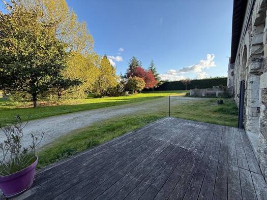 Maison à vendre 379 900 € 11 pièces 7 chambres 229 m² 18 381 m² de terrain Verrières-en-Anjou 49480