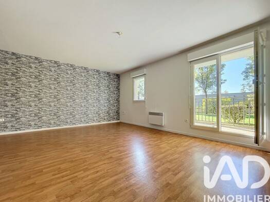 Appartement à vendre 85 000 € 3 pièces 2 chambres 70 m² RDC/4 Gien le Vieux Gien 45500