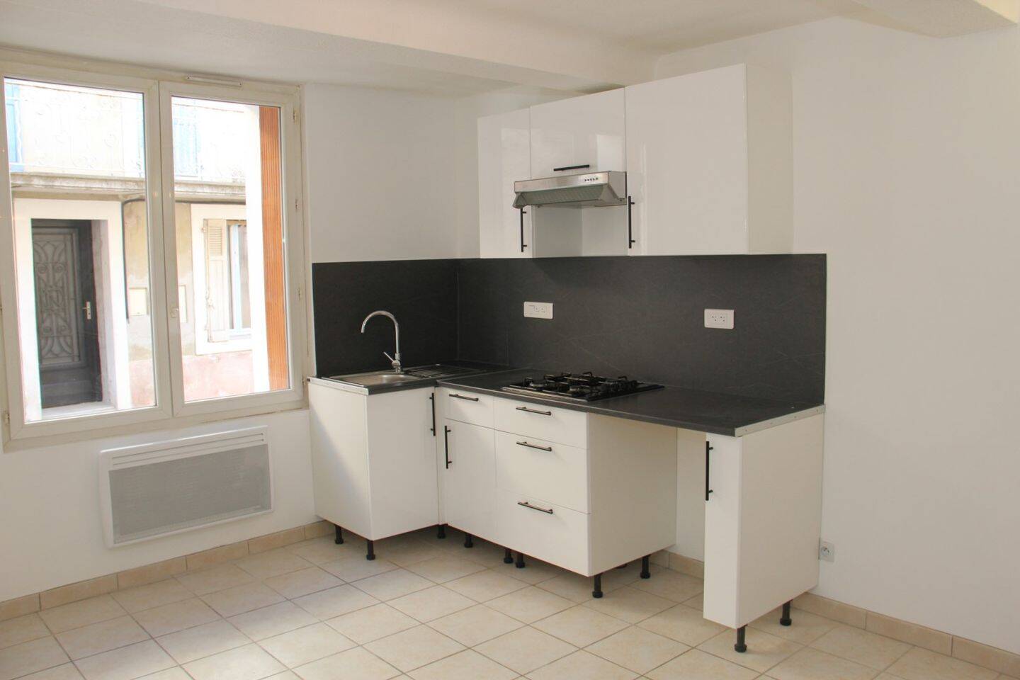 Maison à louer, 34m², BANON
