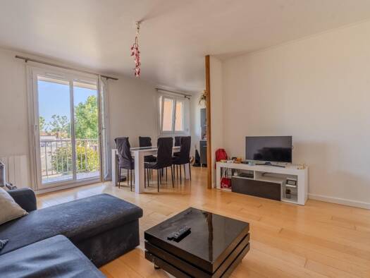 Appartement à vendre 182 000 € 2 pièces 1 chambre 53 m² Étage 1/5 Déviation route Nationale Nord Lagny-sur-Marne 77400