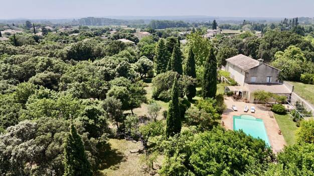 Ferme à vendre 765 000 € 8 pièces 6 chambres 250 m² 7 671 m² de terrain Grignan 26230