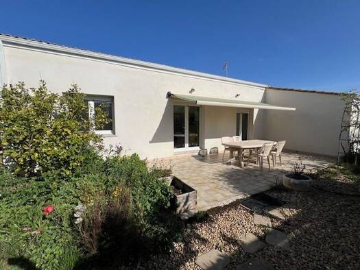 Maison de plain-pied à vendre 342 000 € 4 pièces 3 chambres 97 m² 370 m² de terrain Marseillan 34340