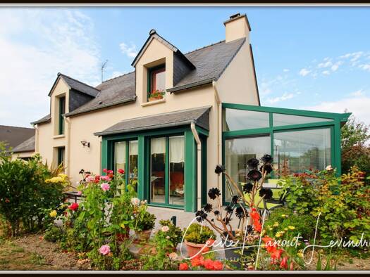 Maison à vendre 469 900 € 5 pièces 4 chambres 97,7 m² 546 m² de terrain Gare-La Saudrais-La Vicomte Dinard 35800