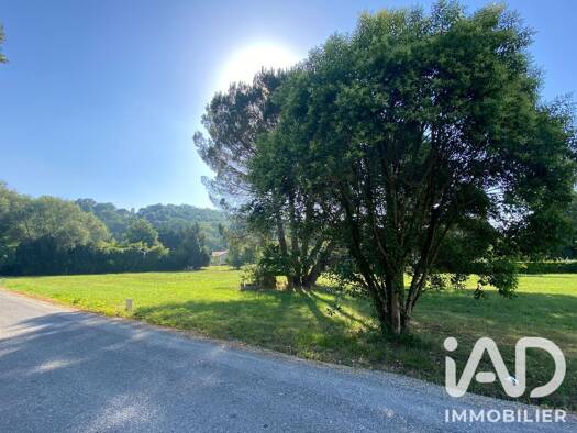 Terrain constructible à vendre 75 000 € 1 163 m² de terrain Saint-Martial - Le Fau Montauban 82000