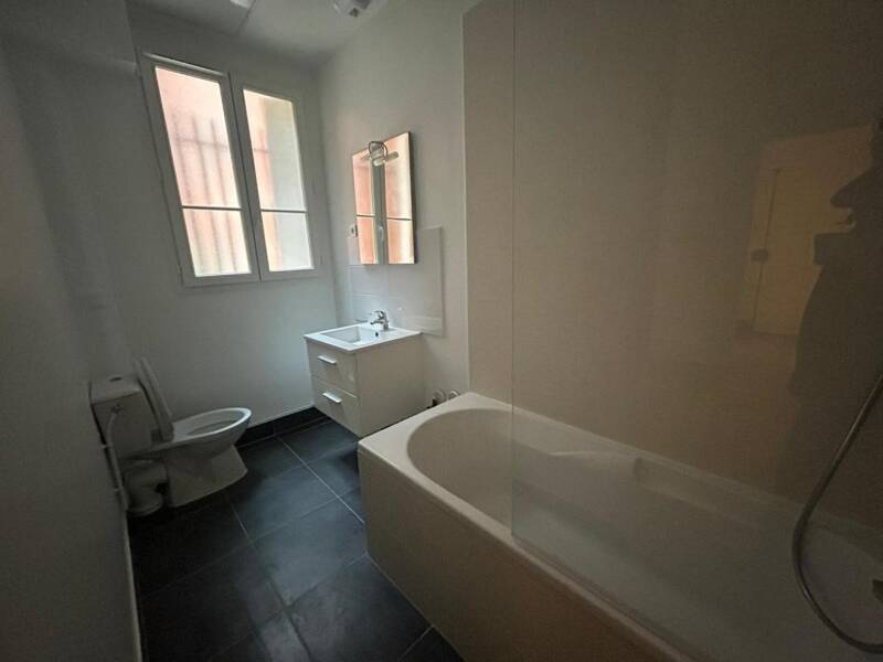 Maison à louer, 30m², PARIS 18E