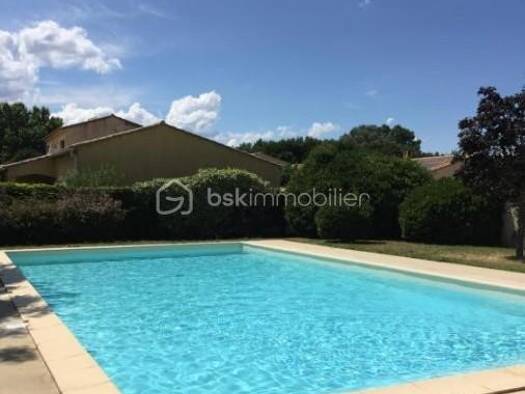 Appartement à vendre 147 000 € 3 pièces 2 chambres 56 m² Étage 1/2 Route de Morieres-Realpanier Avignon 84000