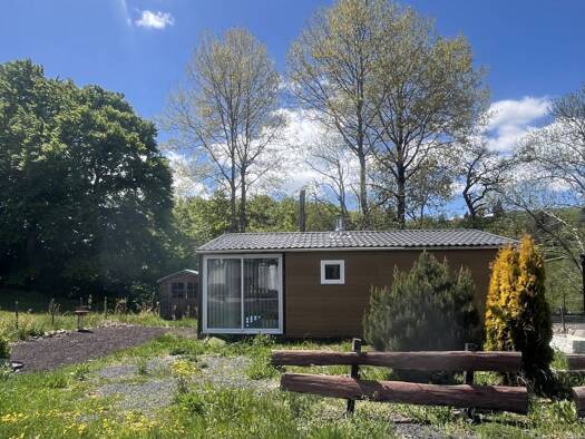 Maison de plain-pied à vendre 88 000 € 3 pièces 2 chambres 52 m² Égliseneuve-d'Entraigues 63850