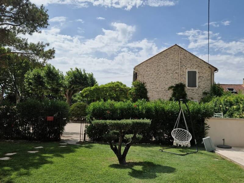Maison à vendre, 408m², SAUMANE DE VAUCLUSE