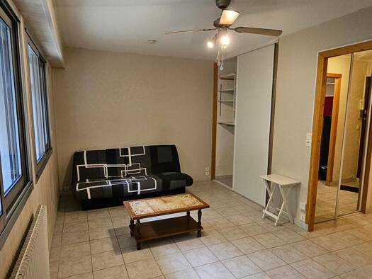 Appartement à louer 505 € 1 pièce 28 m² RDC/1 Laurier-Les Charmettes Chambéry 73000