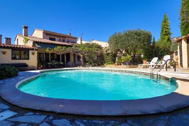 Maison à vendre 760 000 € 6 pièces 4 chambres 154 m² 800 m² de terrain Ouest-La Plaine Gemenos 13420