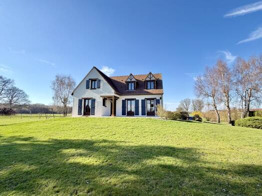 Maison à vendre 315 000 € 5 pièces 4 chambres 143,2 m² 72 596 m² de terrain Longny les Villages 61290