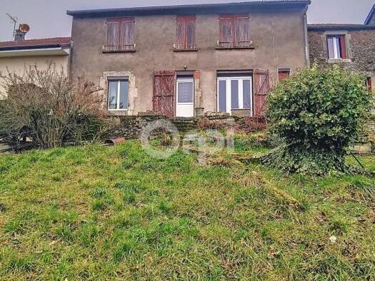 Maison à vendre 40 000 € 5 pièces 4 chambres 159,4 m² 1 589 m² de terrain Noyers 52240
