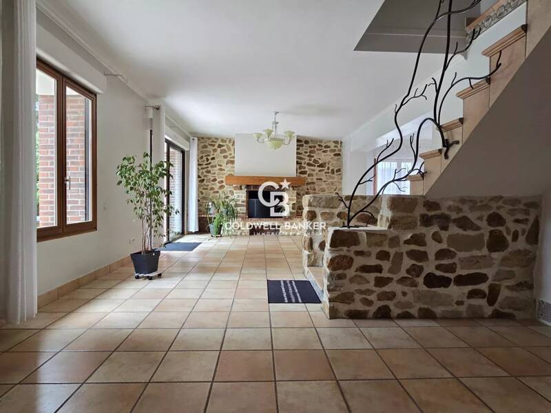 Maison à vendre, 230m², YVRE L'EVEQUE