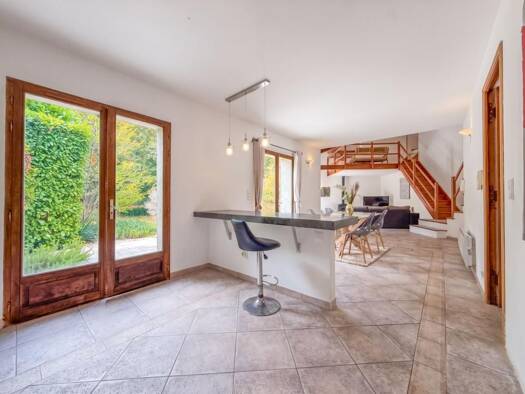 Maison à vendre 640 000 € 6 pièces 4 chambres 136,75 m² 1 500 m² de terrain Tourrettes-sur-Loup 06140