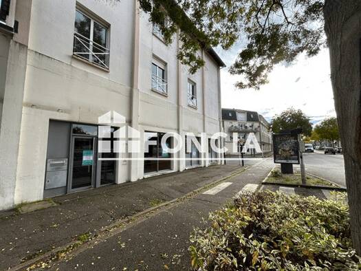 Local commercial à louer 3 400 € 150 m² de surface de vente Est Luisant 28600