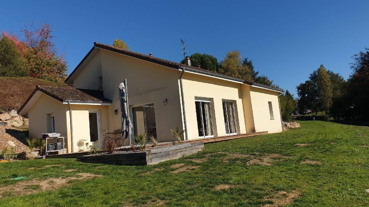 Maison à vendre, 131m², SAINT JUST LE MARTEL