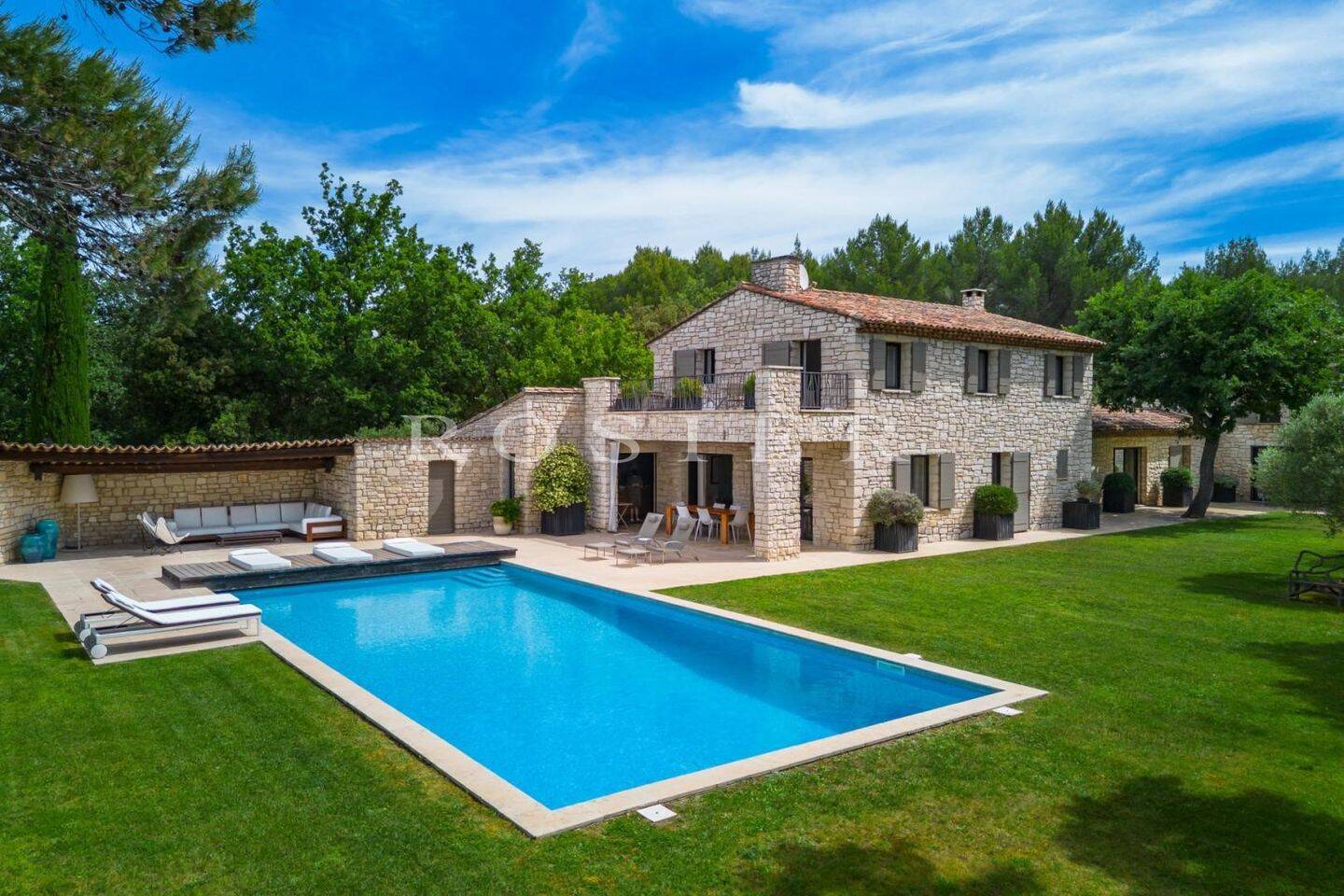 Maison à vendre, 295m², SAINT SATURNIN LES APT