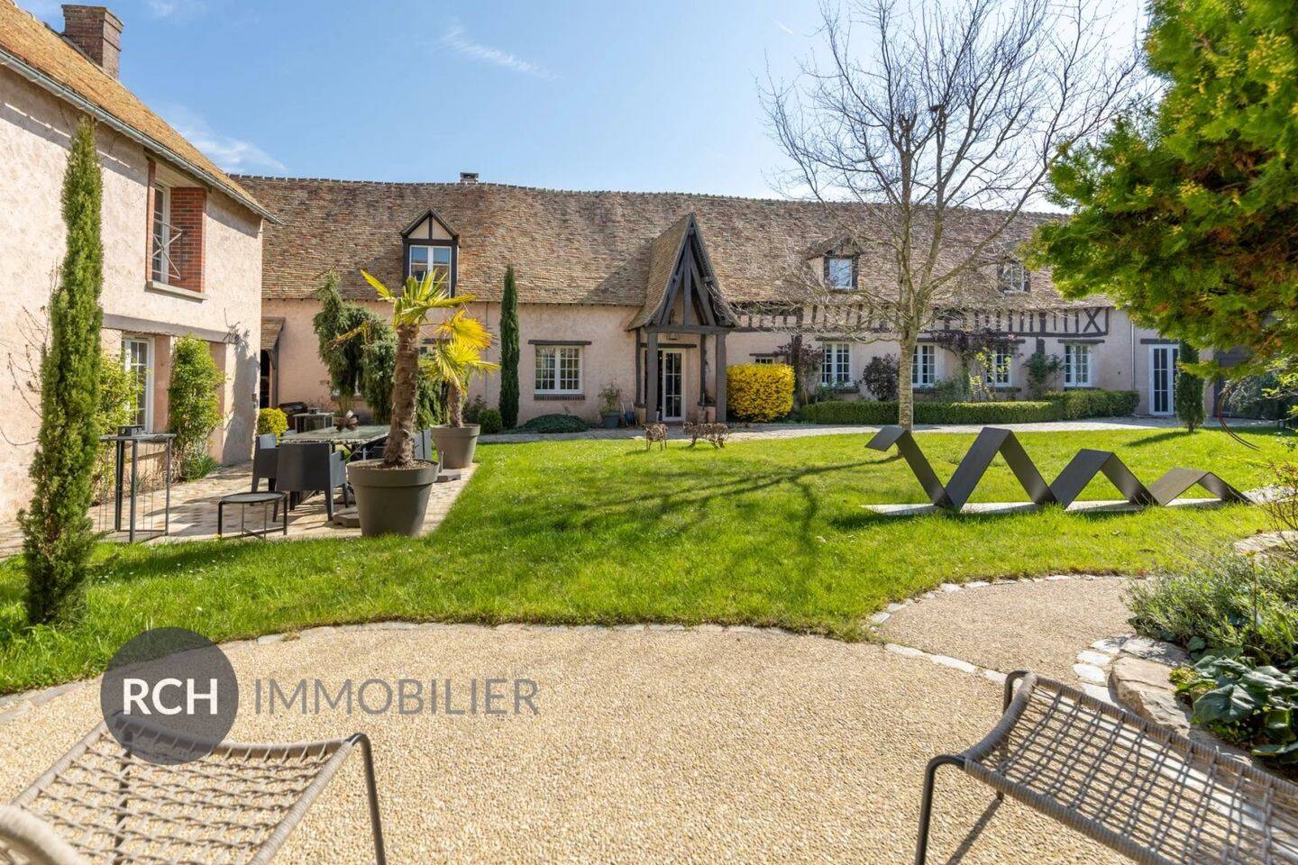 Maison à vendre, 494m², HOUDAN